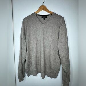 Banana Republic V-Neck Sweater - Light Gray